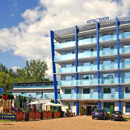 Hotel Dixon So Vstupom Do Bazena A Virivky Zdarma - Free Entrance To Pool And Jacuzzi Included Banská Bystrica Esterno foto